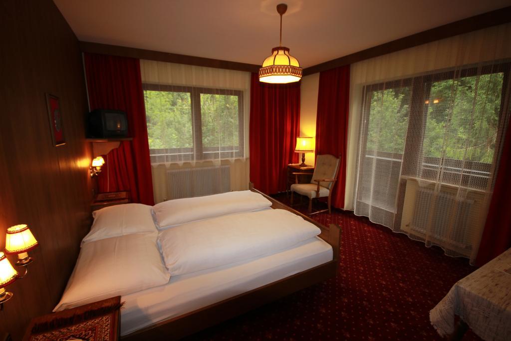 Pension Muehlbachhof Alpbach Exterior photo