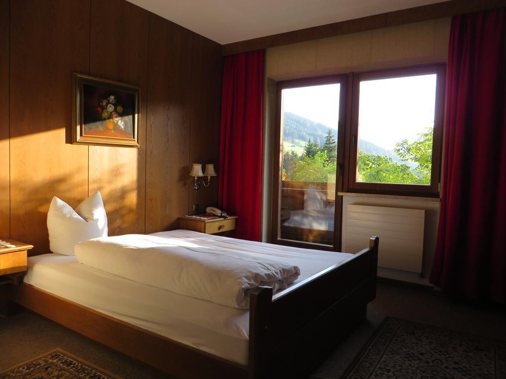 Pension Muehlbachhof Alpbach Room photo